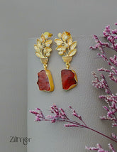 ZA1011874 - Natural Raw Stone Leaf Earring 1-Zilmor